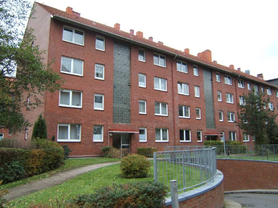 Mehrfamilienhaus vor der Sanierung